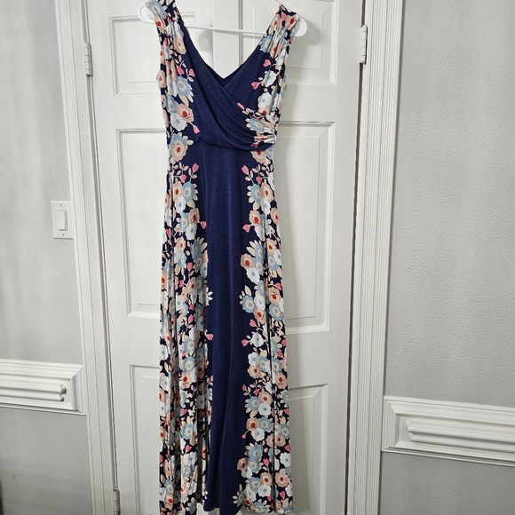 Boden Georgia Maxi Dress size 2p floral vneck viscose - Picture 3 of 11
